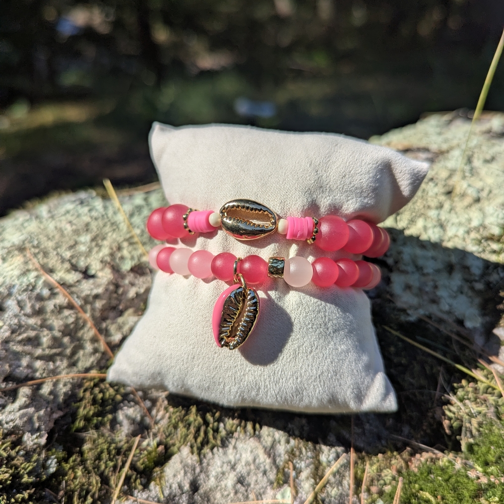 Pink Beaded Shell Bracelet Set